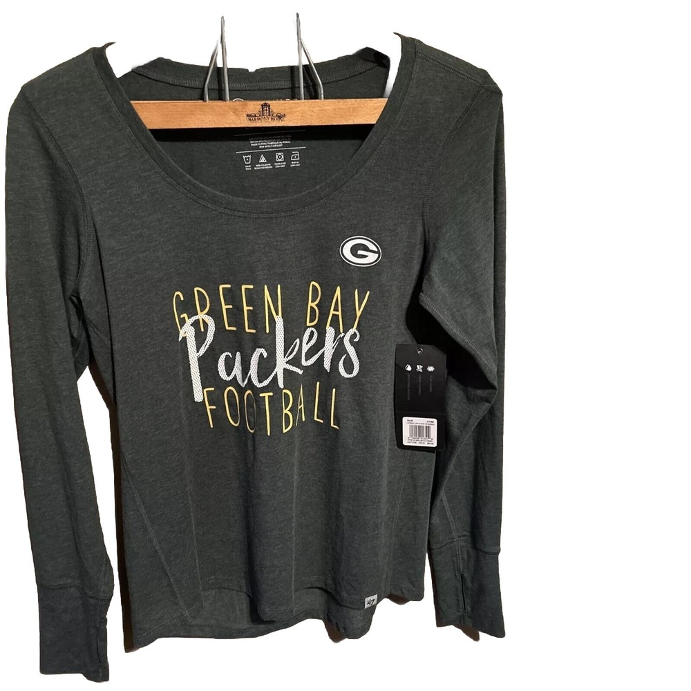 Forward  47 GREEN BAY PACKERS Long‎ Sleeved T-Shirt NWT ~ Women's Size Small